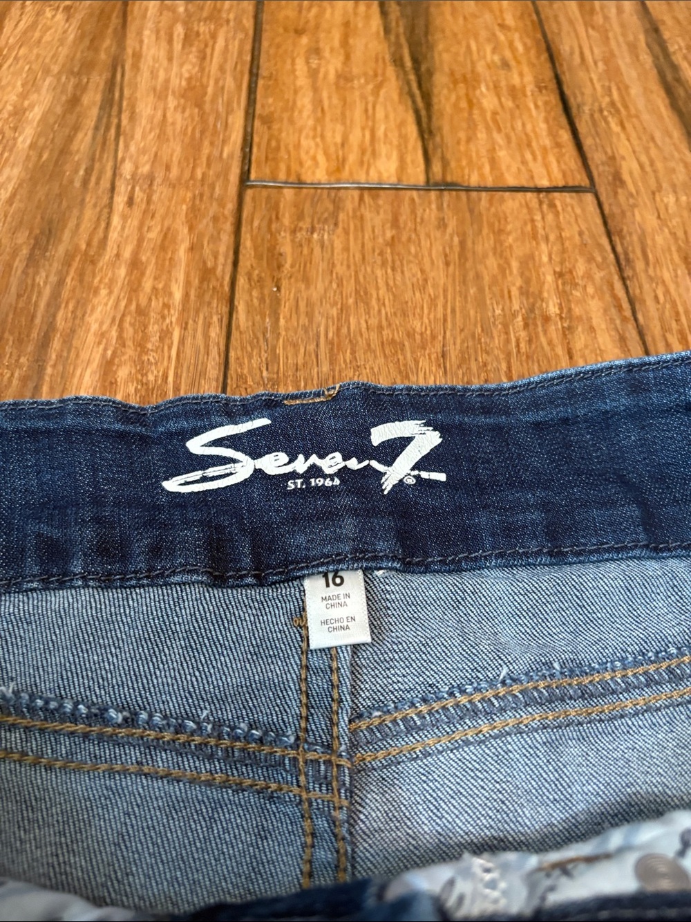 Seven7 Jeans Womens Size 16 Tummyless High Rise Skinny Denim Blue Dark Wash Boho - Picture 3 of 6